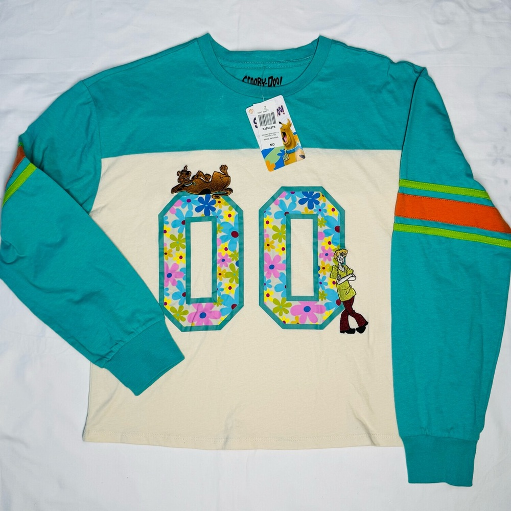 Scooby-Doo Mystery Machine Shaggy and Scooby Floral 00
Women's Long Sleeve